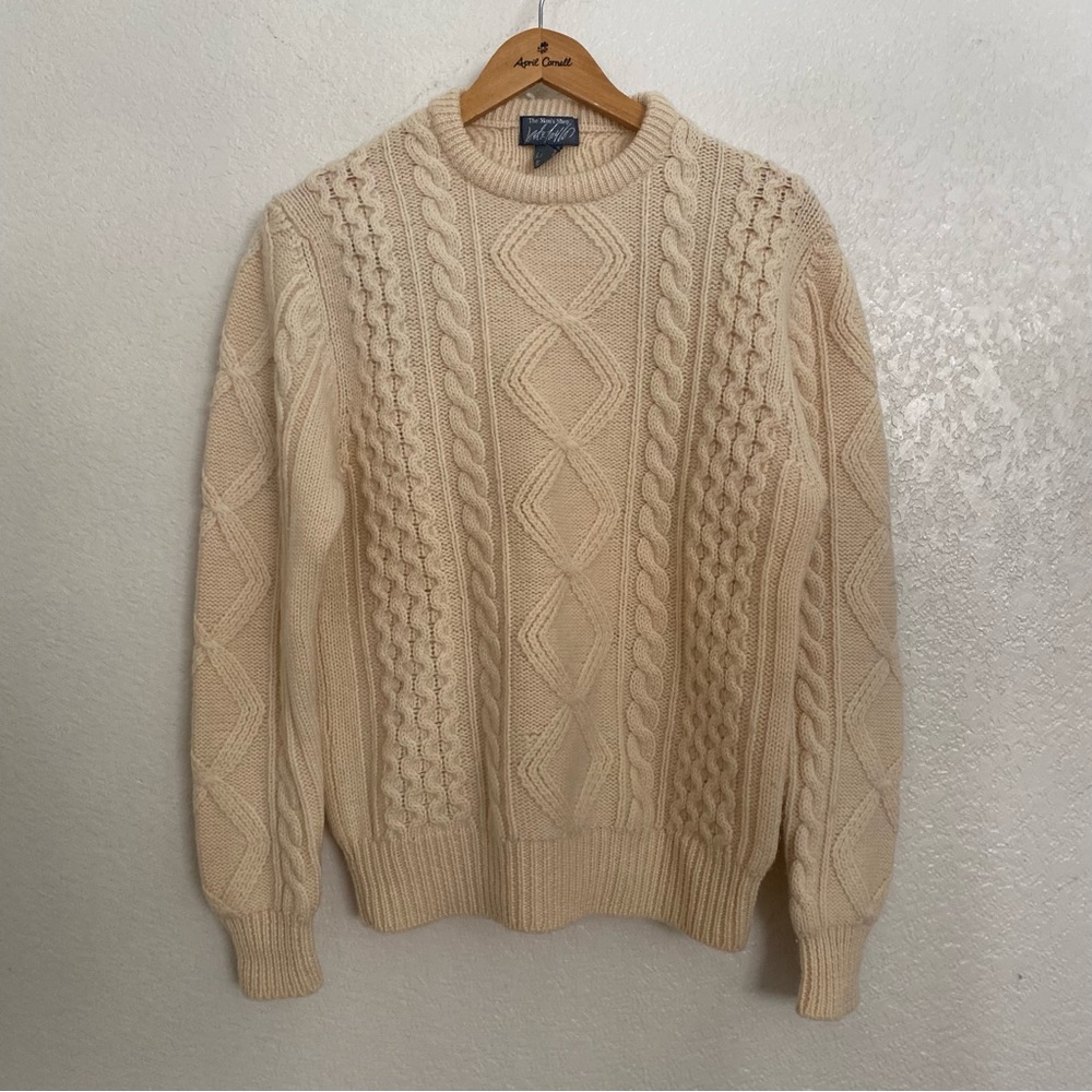 Classic Cable Knit Sweater - Cream